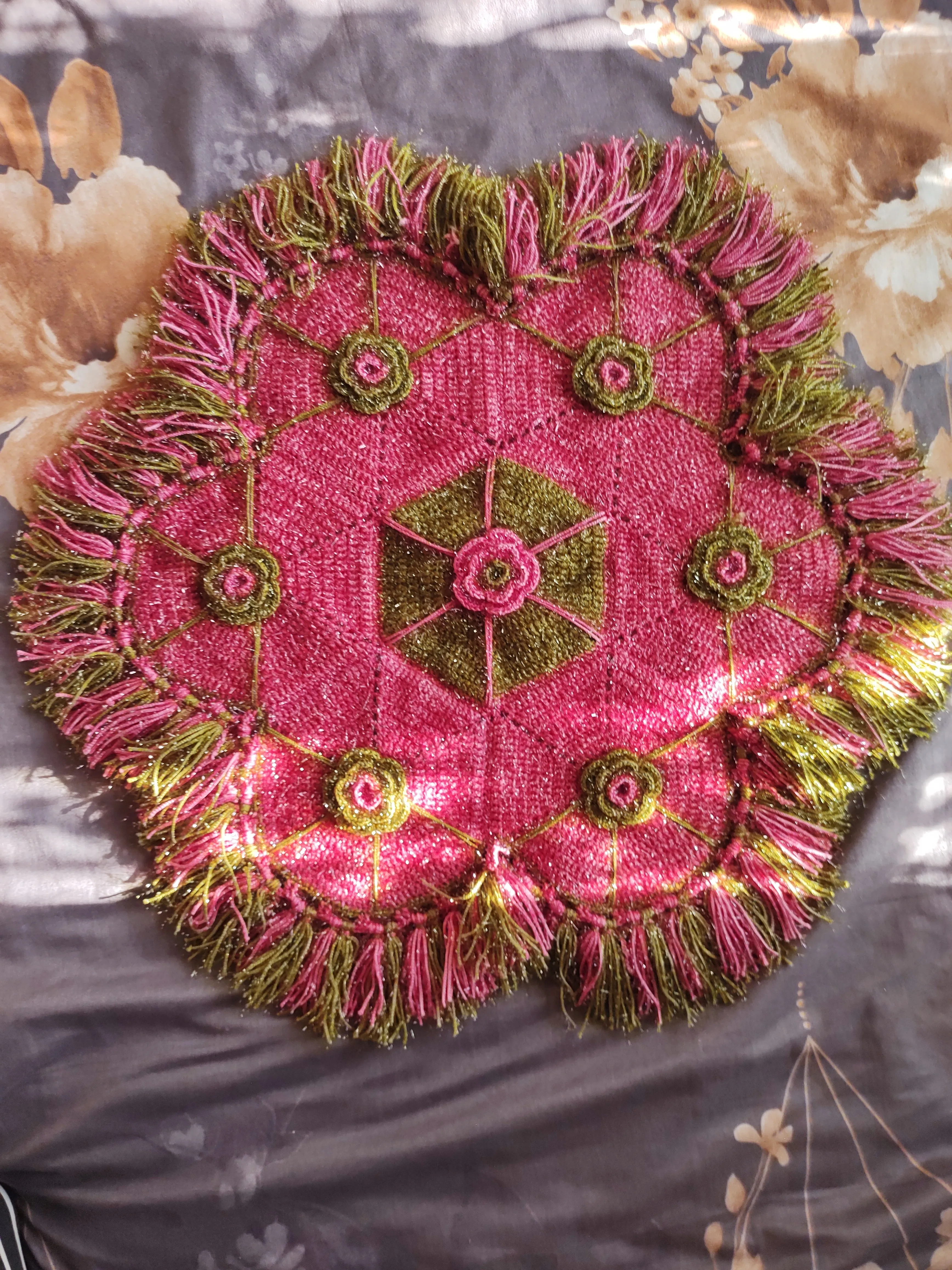 Rotala Rumal Handcrafted Shining Woolen Thali Cover Pink Green